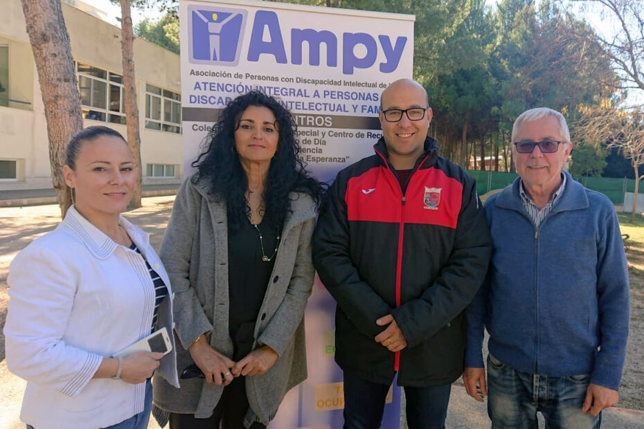Futbol Base Yecla colabora con Ampy