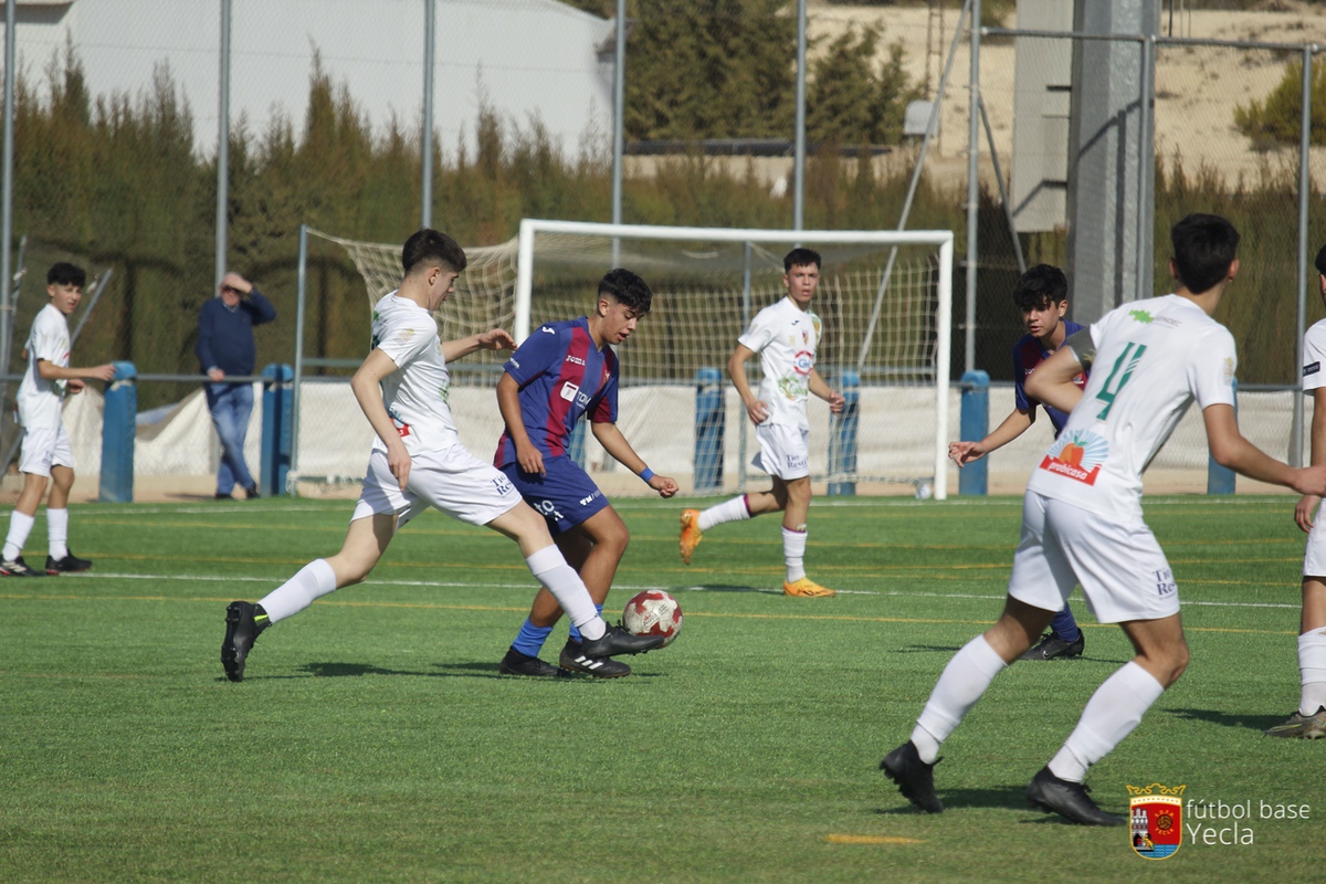 Cadete B vs EF Ciudad de Yecla A - 2024